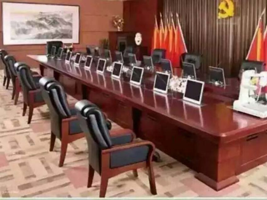 點(diǎn)擊查看詳細(xì)信息<br>標(biāo)題：會(huì)議桌系列案例 閱讀次數(shù)：943