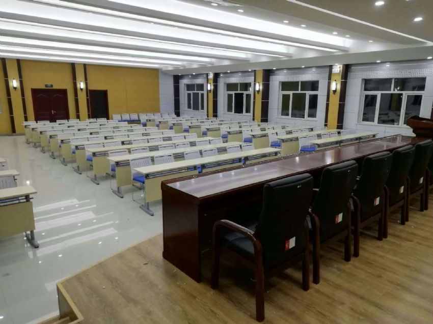 點擊查看詳細(xì)信息<br>標(biāo)題：會議桌系列案例 閱讀次數(shù)：1030